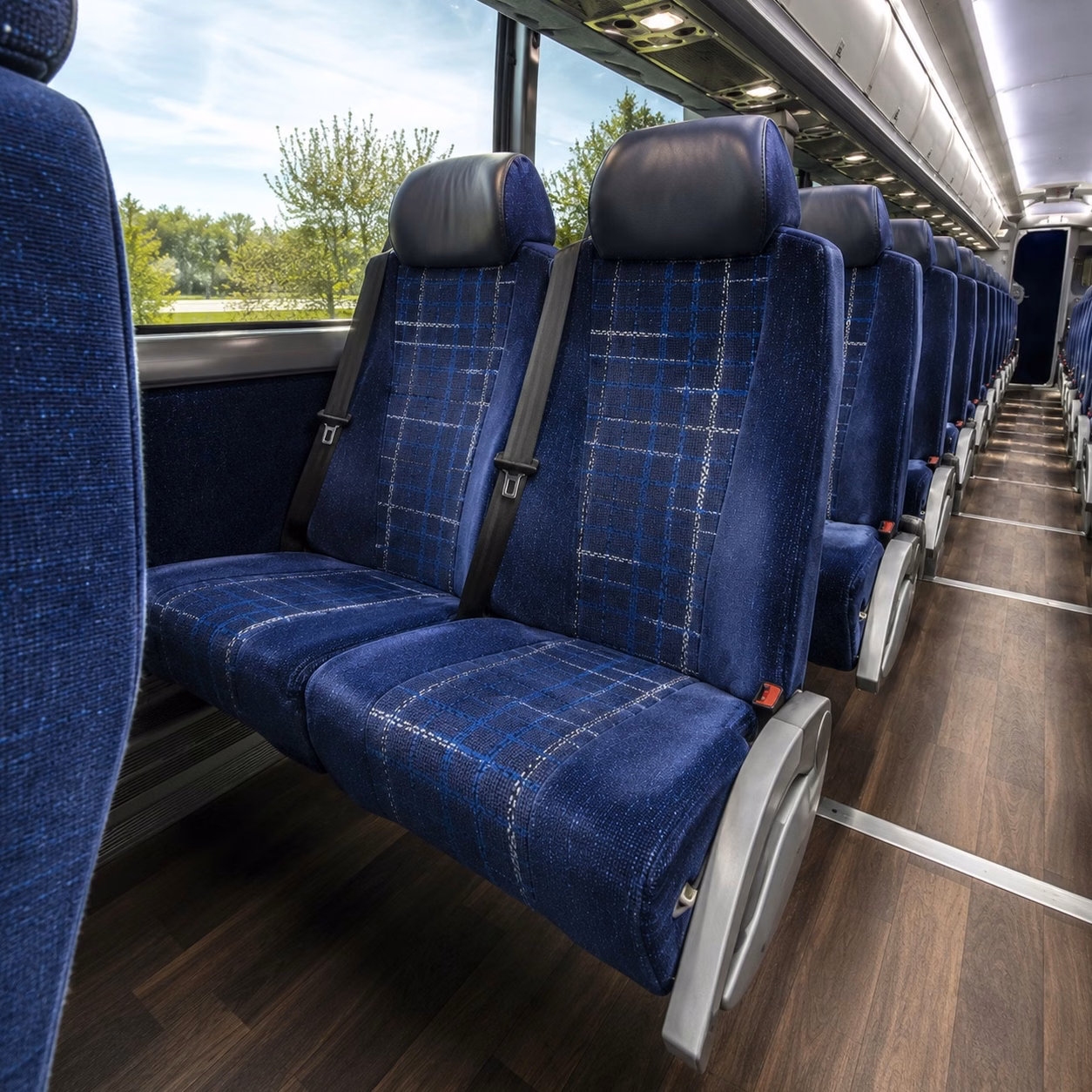 bus type affects charter bus prices in sayreville new jersey
