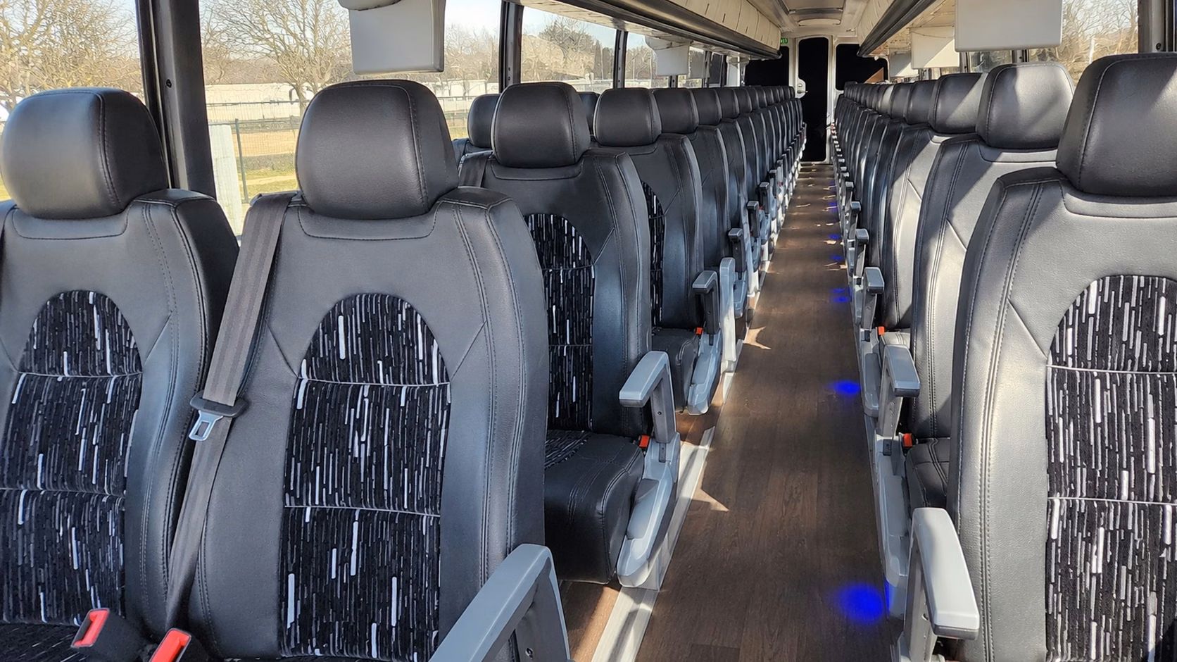 choosing the right wedding bus for sayreville s most popular venues