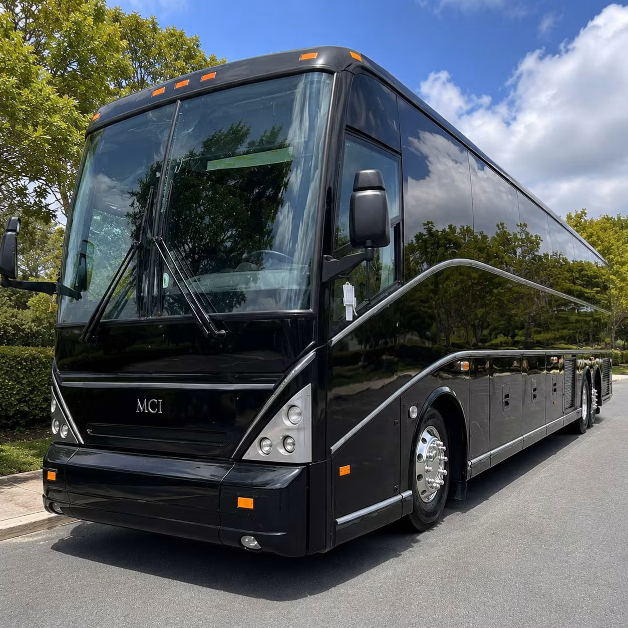 metlife stadium concerts are even better when a bus handles the drive